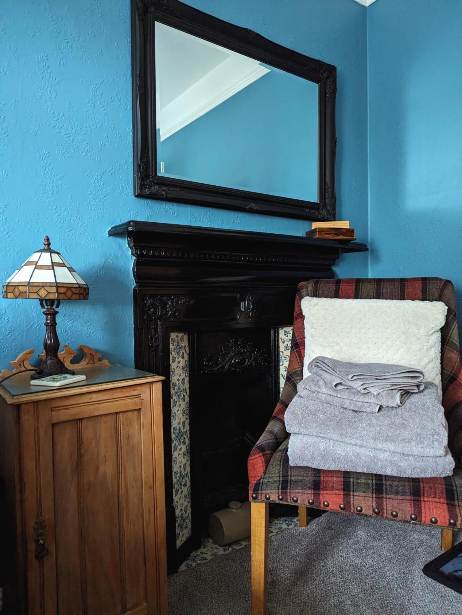Bed and Breakfast Number 18 à Whitby Extérieur photo